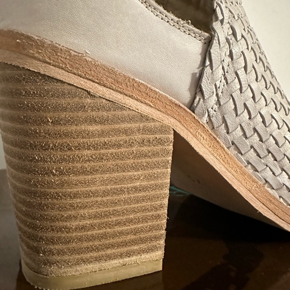 Diba True Leather shoes NWT - Picture 13 of 15